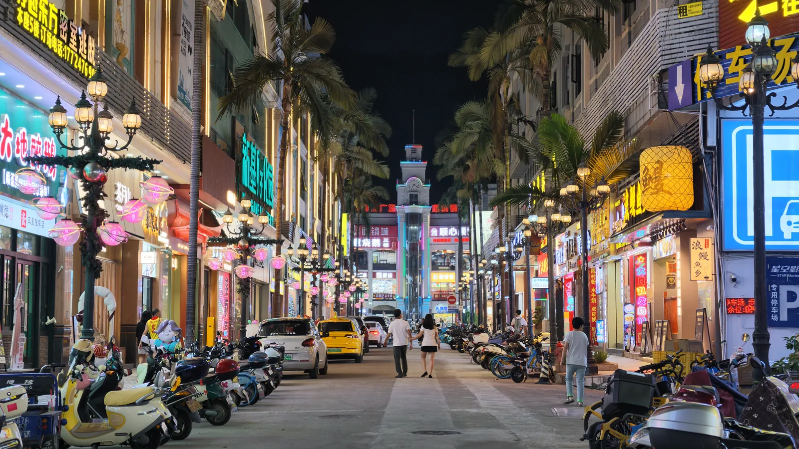 Take in the Shunde night lights.