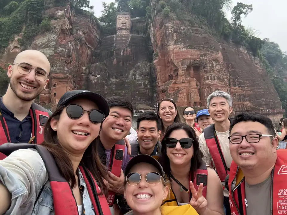 Southwest tour group photo at the Leshan Giant Buddha